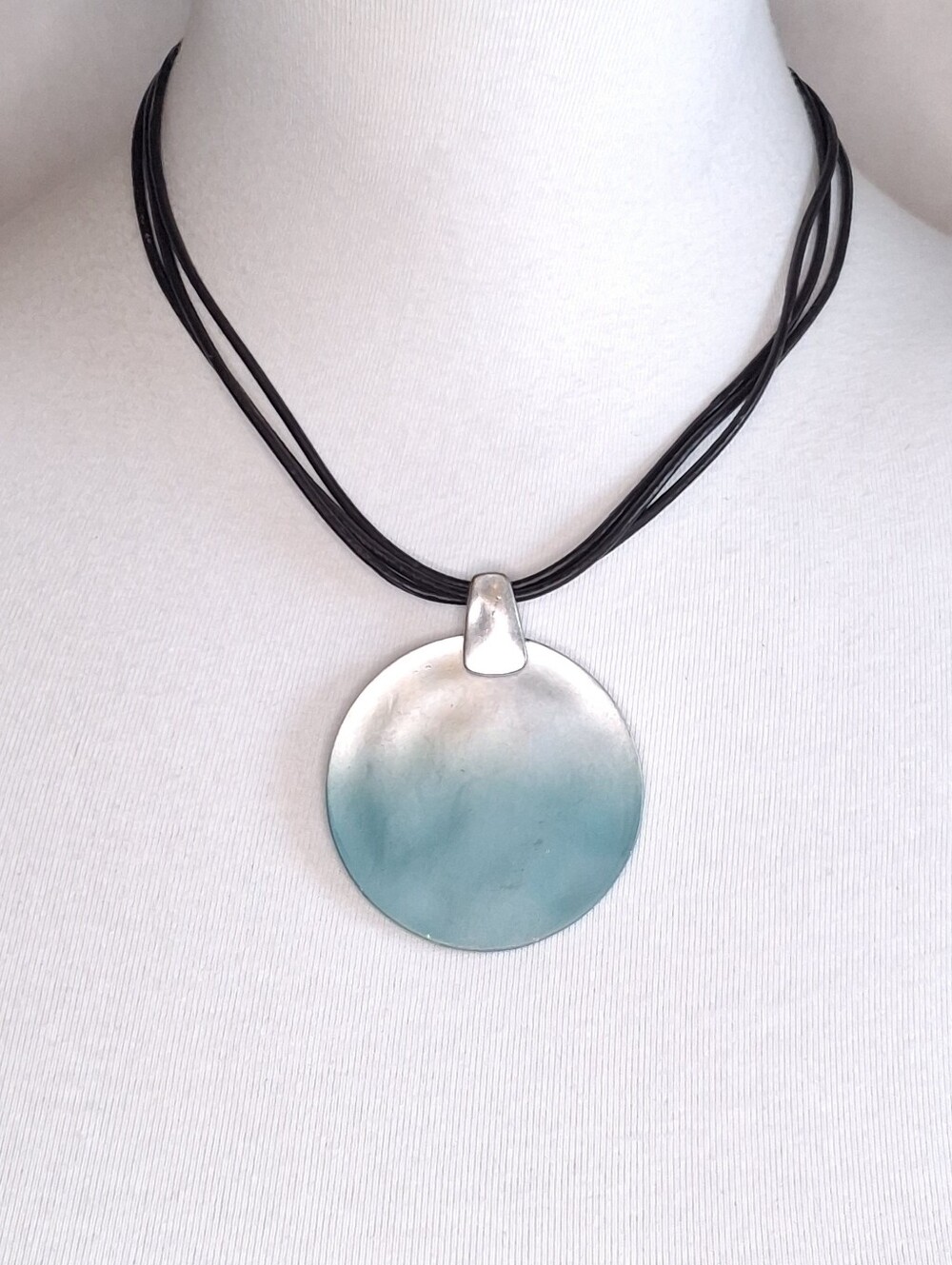 (RLM) SOHO | Ombre Pendant Necklace